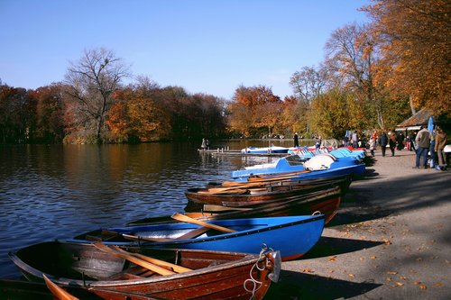autumn  park  lake