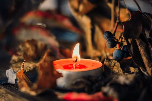 autumn  candle  flame