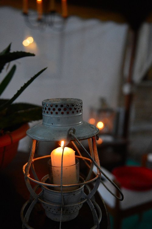 autumn  lamp  table