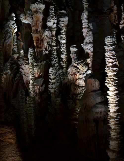 aven armand stalagmites cave
