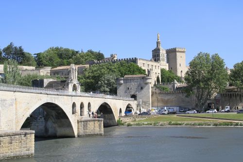 avignon river provence