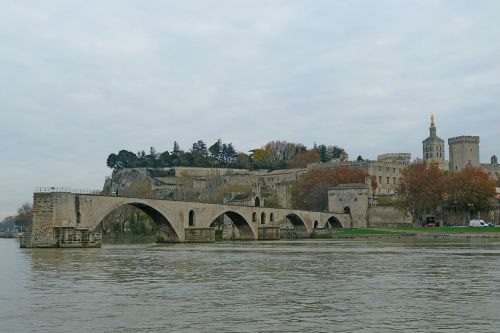 avignon architecture bridge