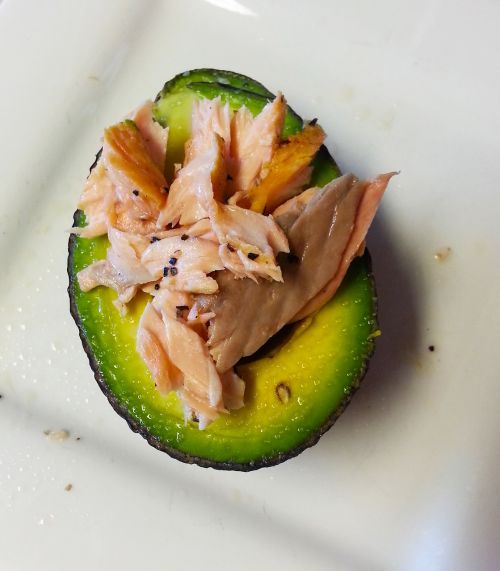 avocado salmon lunch