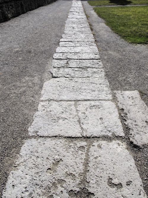 away flagstone path stone slabs