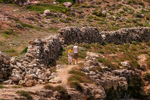 away  nature  stones