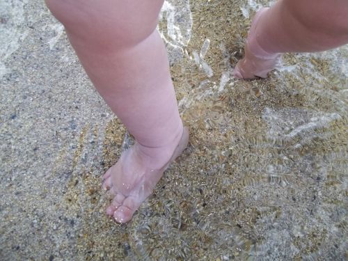 baby foot sand