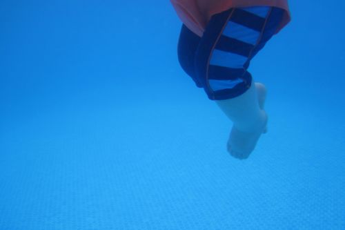 Baby Legs Underwater