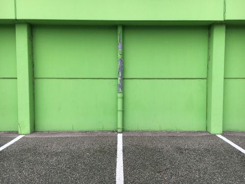 background green wall