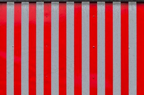 background red white striped