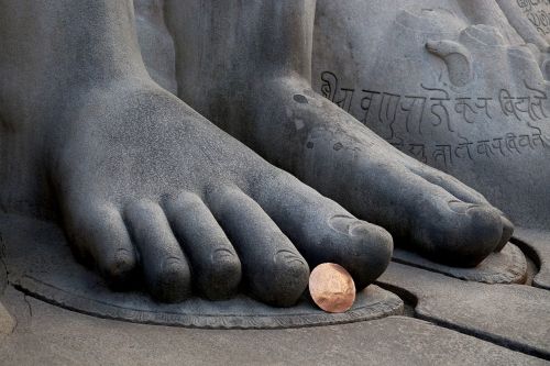 bahubali feet shravanabelagola
