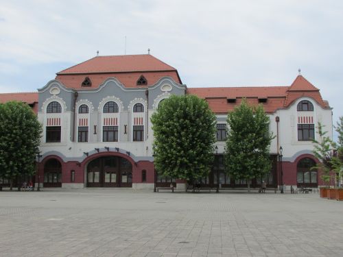 baia mare transylvania center