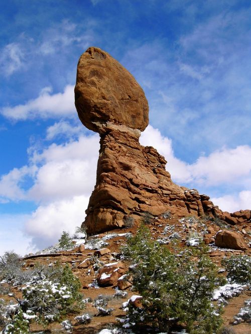 balanced rock landscape geology