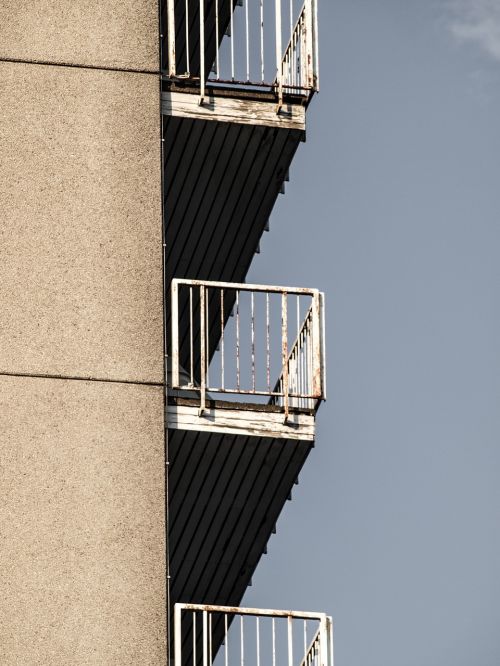 balconies skyscraper mietkaserne