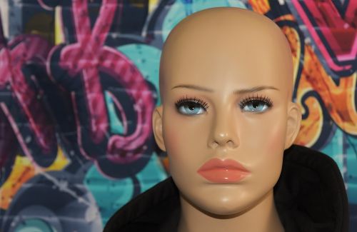 bald head model woman