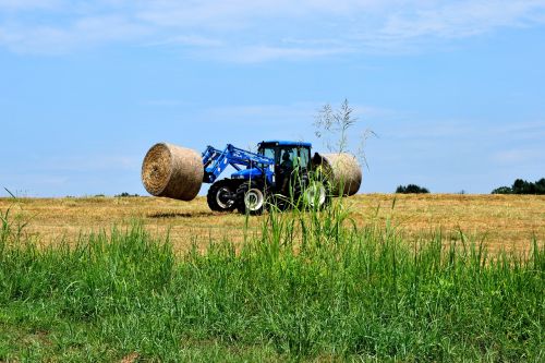 bales hay tractor