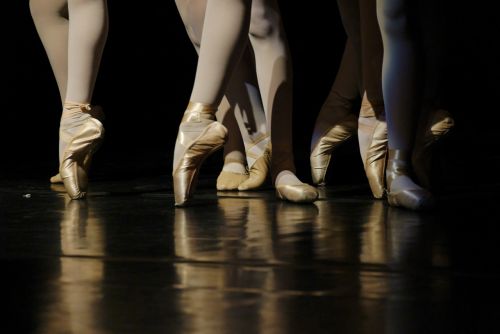 ballet dancers foot