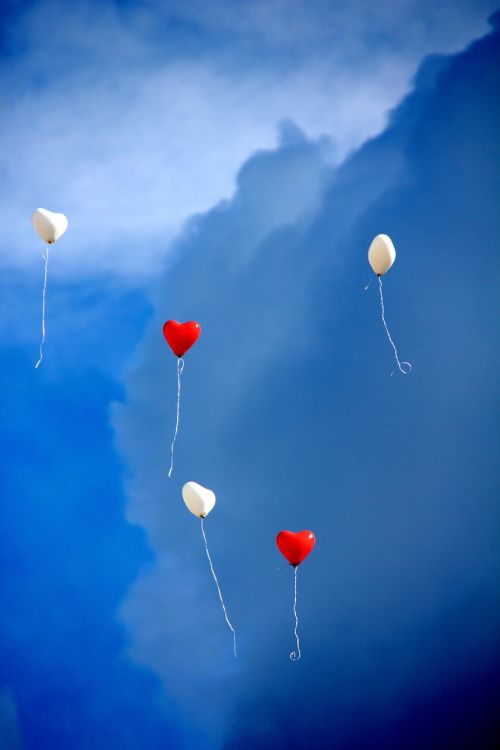 balloon heart love