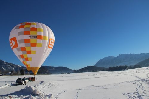 balloon hot air balloon ballooning