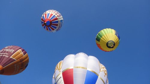 balloon  balloon fiesta  ballooning