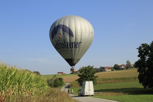 balloon  landing  gas tight envelope