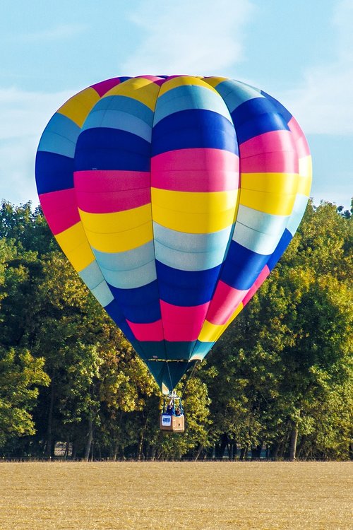 balloon  hot air  inflated