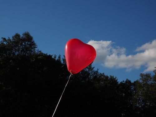 balloon heart heart shaped