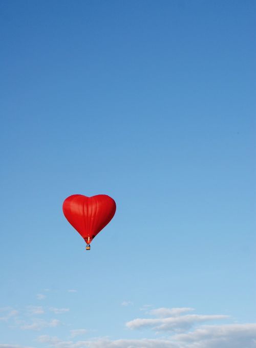 balloon romance sky