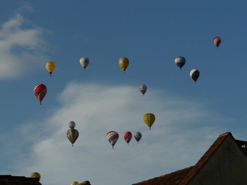 balloons hot air roofs