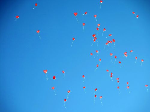 balloons sky blue