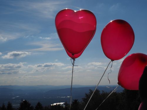 balloons heart love