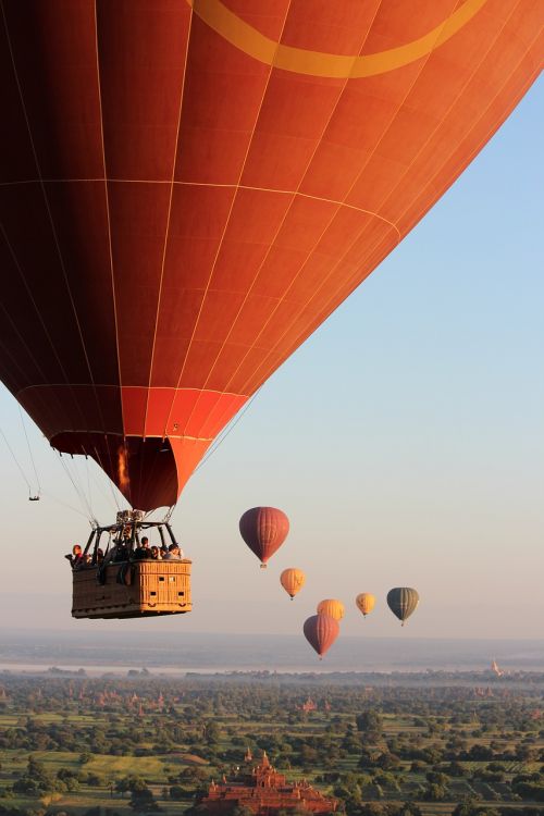 balloons over bagan hot air balloon ride bagan