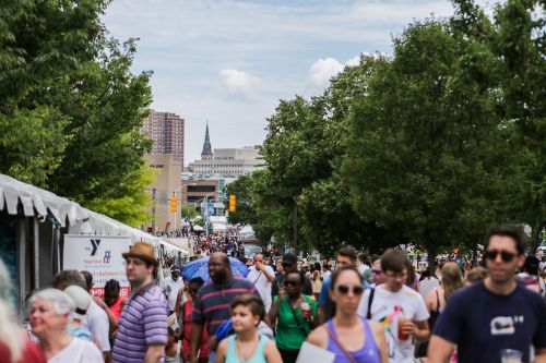 baltimore crowds art festival