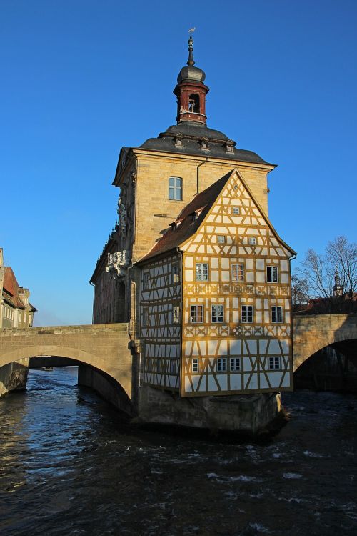 bamberg town hall river