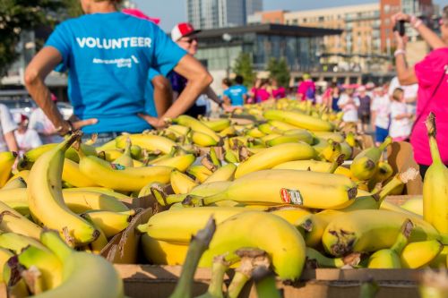 banana market people