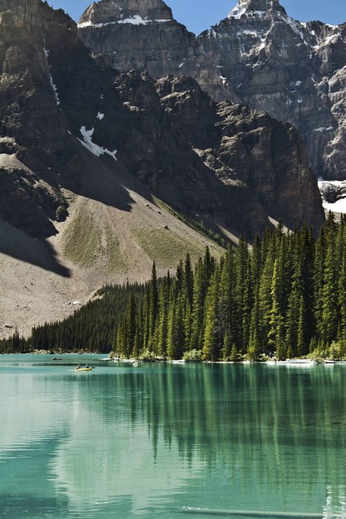banff national park lake rocky mountains