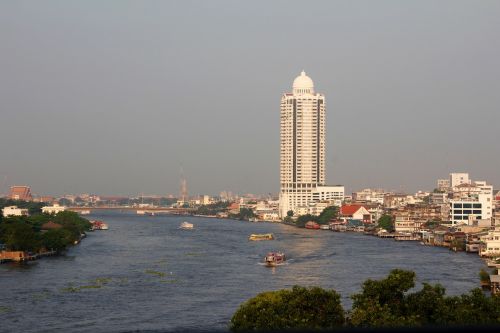 bangkok thailand skyscraper