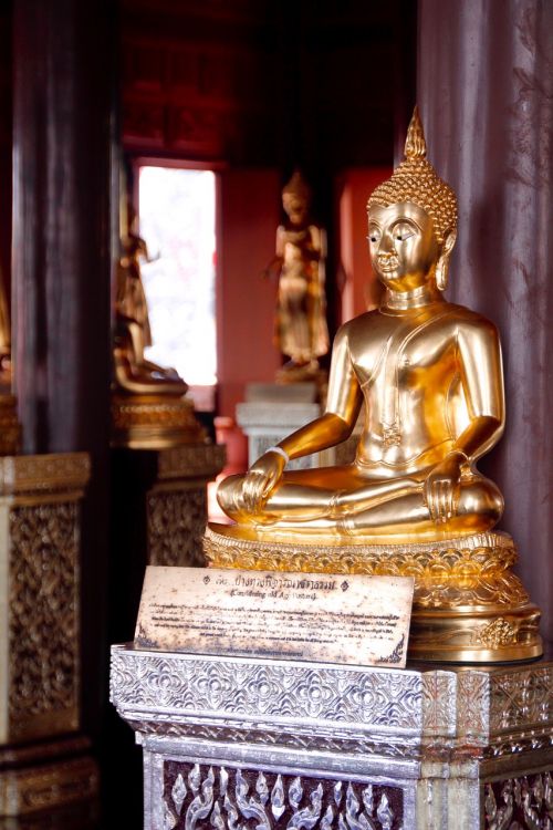 bangkok buddha gold