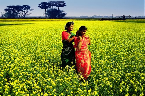 bangladesh  village  women