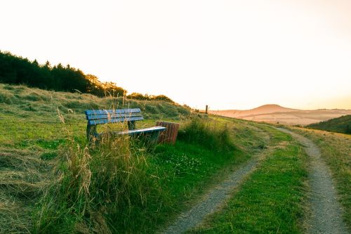 bank sunset outlook