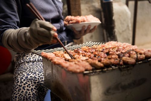 barbecue people woman