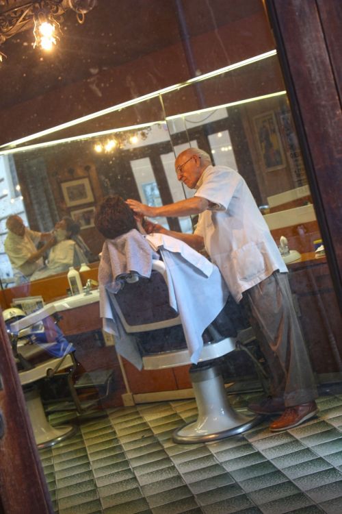 barber salon work