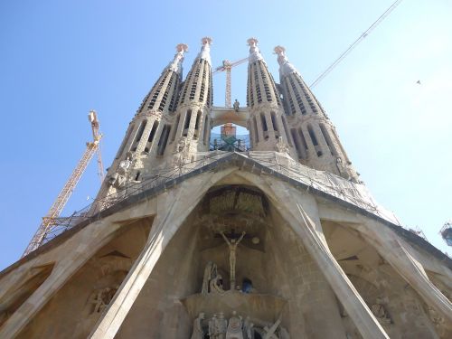 barcelona sagrada family church