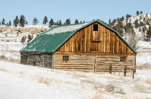 barn wood snow