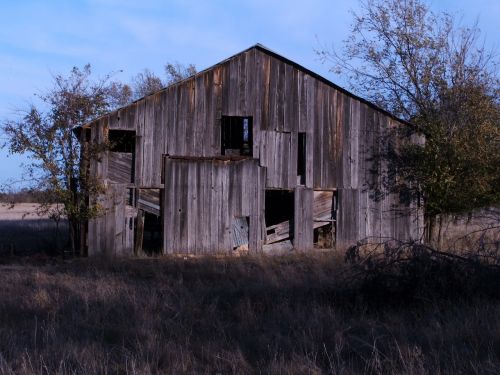 barn rural farm