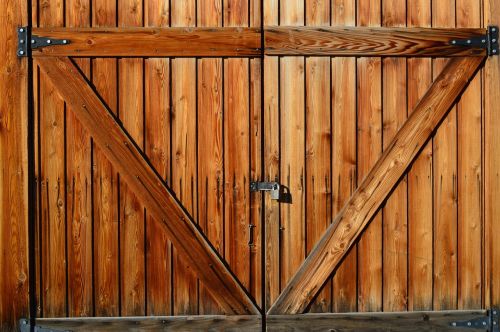 barn door farm wood