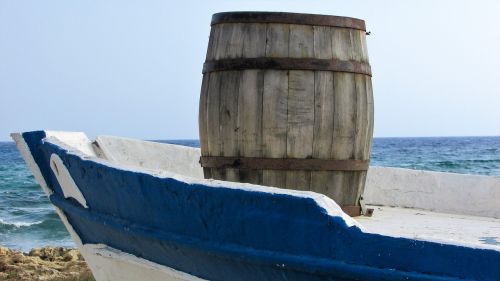 barrel old wooden