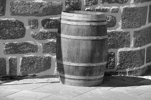 barrel alcohol wine