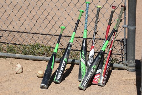 baseball  bat  equipment