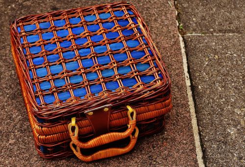 basket luggage small