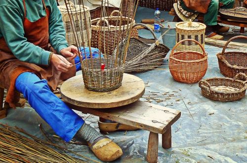 wickerwork basket weavers craft